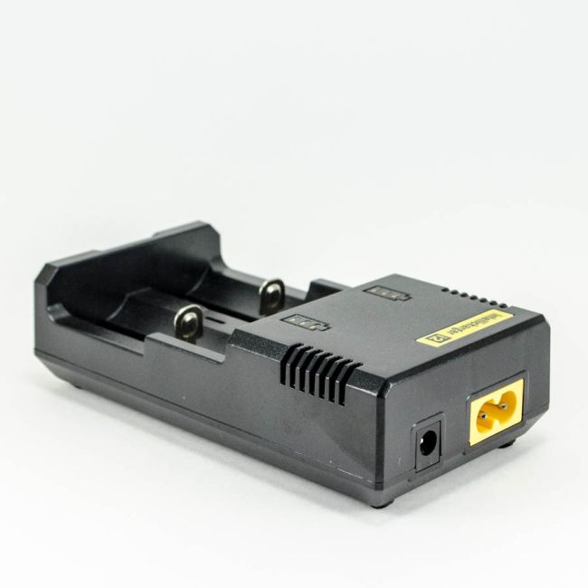 Зарядное устройство Nitecore Intelli charger I2 Зарядное устройство Nitecore Intelli charger I2